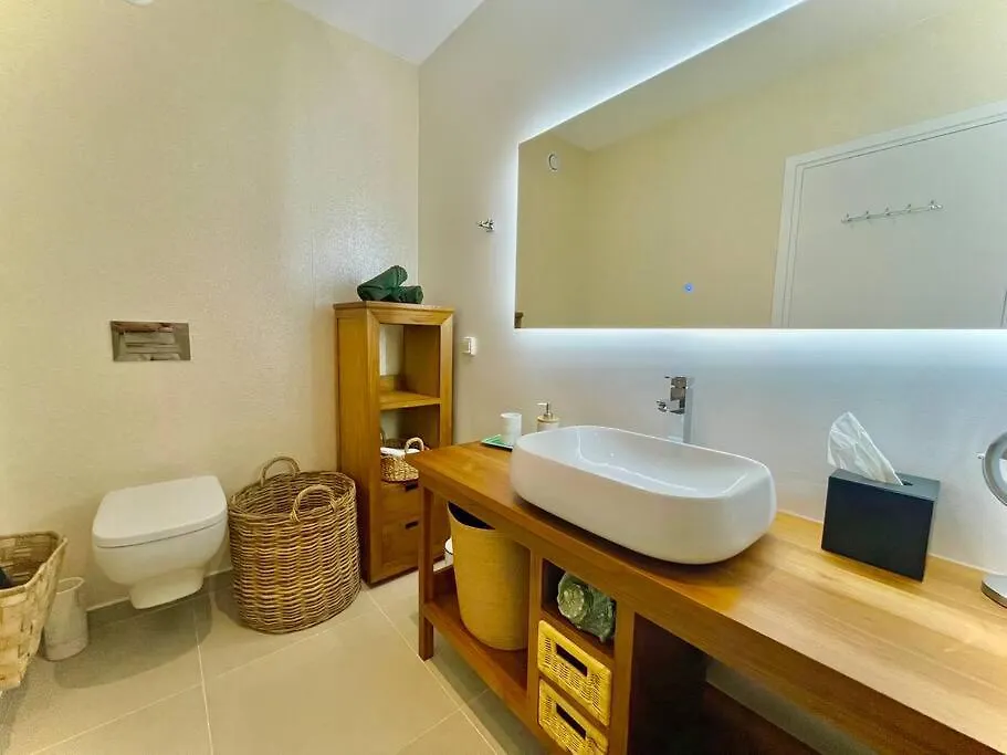 Te Miti - Tropical Paradise Retreat Paea Apartment